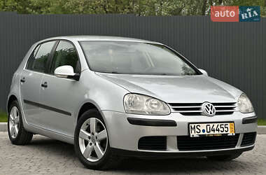 Хэтчбек Volkswagen Golf 2006 в 