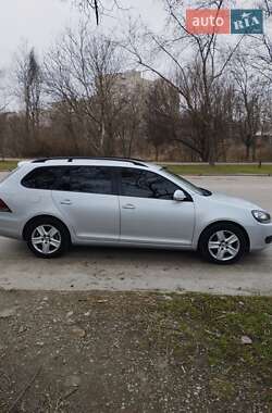 Универсал Volkswagen Golf 2009 в 