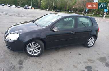 Хэтчбек Volkswagen Golf 2007 в 