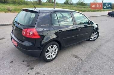 Хэтчбек Volkswagen Golf 2007 в 