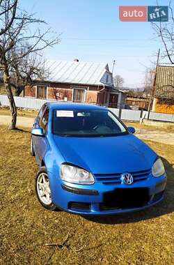 Хэтчбек Volkswagen Golf 2003 в Заречье