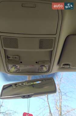 Хетчбек Volkswagen Golf 2003 в 