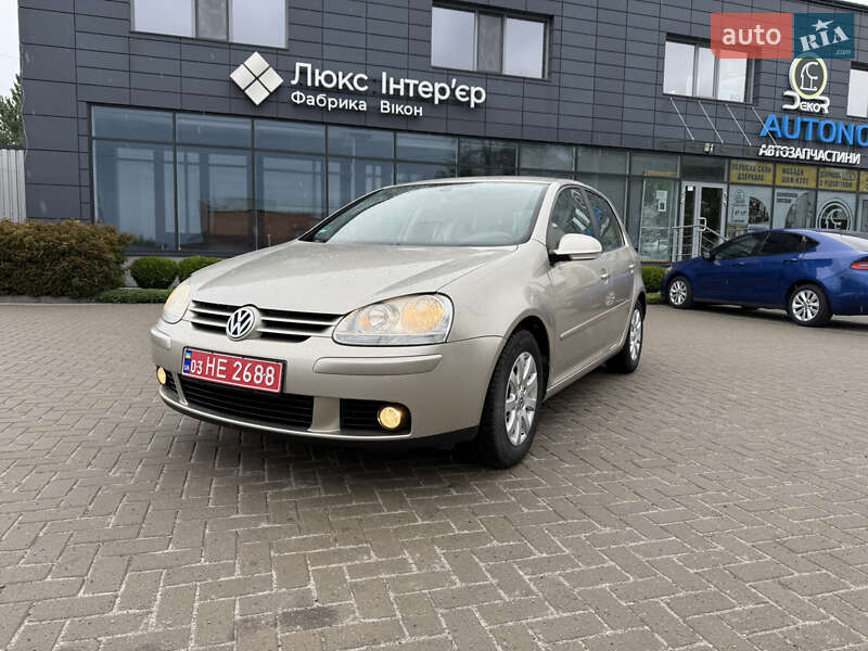Хэтчбек Volkswagen Golf 2005 в Белой Церкви