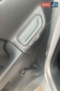 Хэтчбек Volkswagen Golf 2009 в 