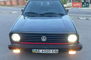 Хэтчбек Volkswagen Golf 1986 в 