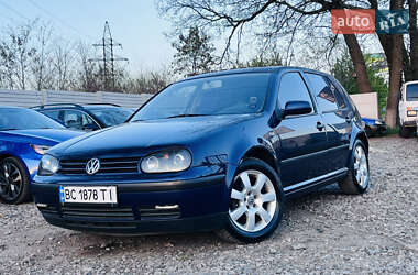 Хэтчбек Volkswagen Golf 2001 в Харькове