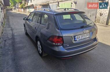 Универсал Volkswagen Golf 2011 в 