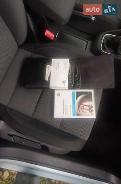 Універсал Volkswagen Golf 2010 в 