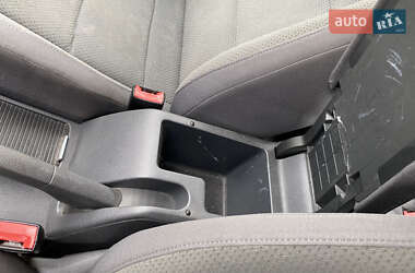 Хетчбек Volkswagen Golf 2005 в 