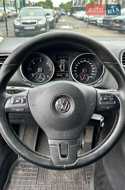 Універсал Volkswagen Golf 2012 в 