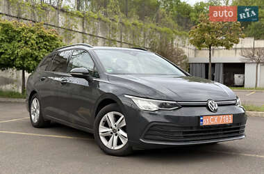 Универсал Volkswagen Golf 2021 в 