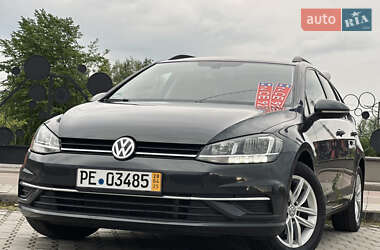 Універсал Volkswagen Golf 2020 в 