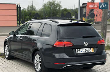 Універсал Volkswagen Golf 2020 в 