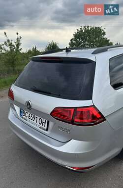 Універсал Volkswagen Golf 2016 в Львові