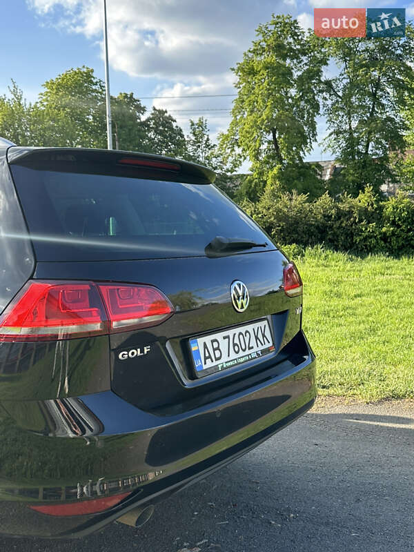 Універсал Volkswagen Golf 2016 в Вінниці