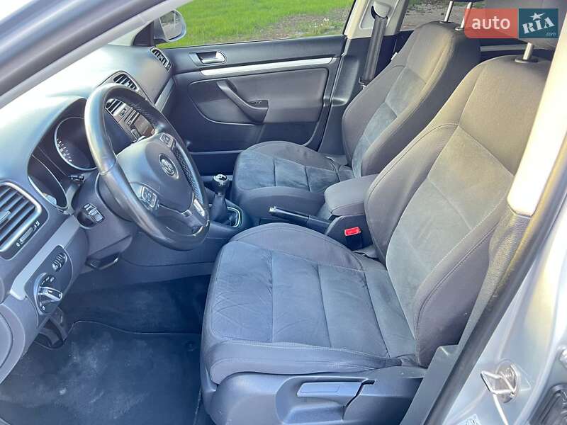 Універсал Volkswagen Golf 2011 в Бердичеві
