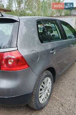 Хетчбек Volkswagen Golf 2007 в 