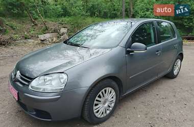 Хетчбек Volkswagen Golf 2007 в 