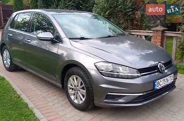 Хетчбек Volkswagen Golf 2019 в Львові