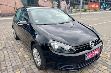 Хэтчбек Volkswagen Golf 2009 в Луцке