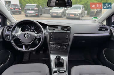 Універсал Volkswagen Golf 2017 в 