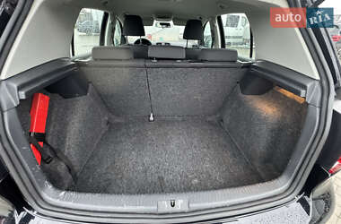 Хетчбек Volkswagen Golf 2011 в 