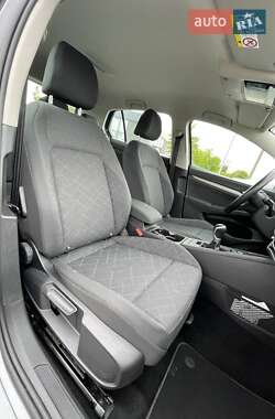 Хэтчбек Volkswagen Golf 2020 в 