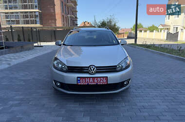 Універсал Volkswagen Golf 2010 в 