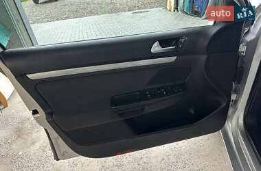 Універсал Volkswagen Golf 2010 в 