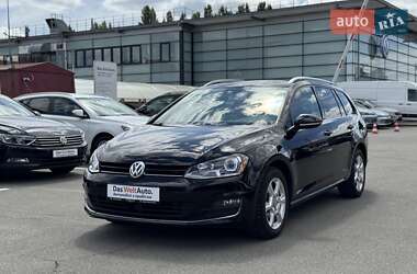 Универсал Volkswagen Golf 2015 в Киеве