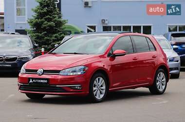 Хетчбек Volkswagen Golf 2018 в Києві