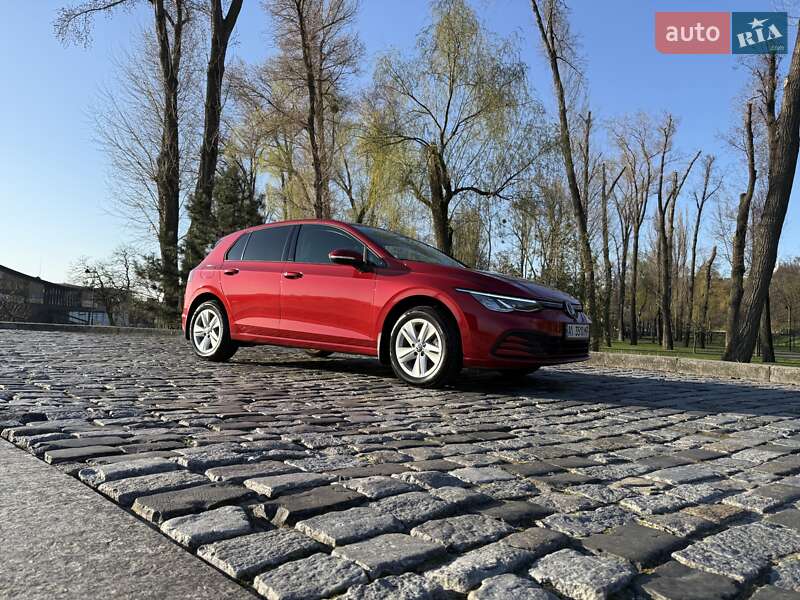 Хэтчбек Volkswagen Golf 2021 в Киеве