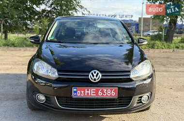 Хэтчбек Volkswagen Golf 2009 в 