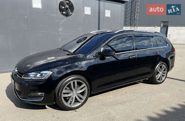 Универсал Volkswagen Golf 2015 в Киеве