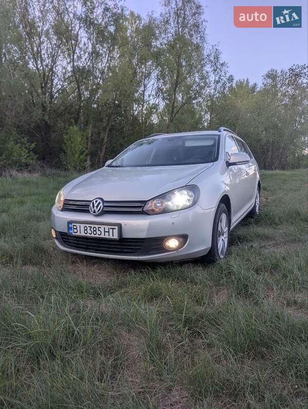 Универсал Volkswagen Golf 2009 в 