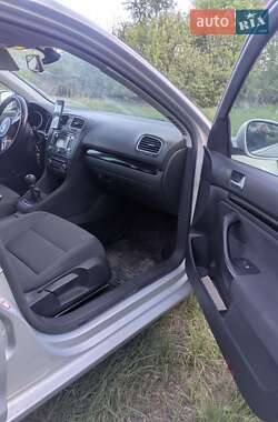 Универсал Volkswagen Golf 2009 в 