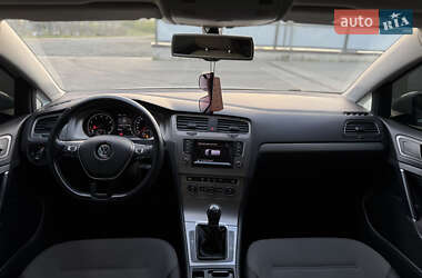 Універсал Volkswagen Golf 2014 в 