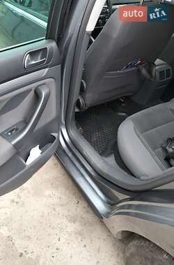 Универсал Volkswagen Golf 2009 в 