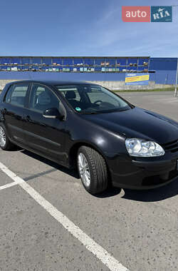 Хетчбек Volkswagen Golf 2007 в 