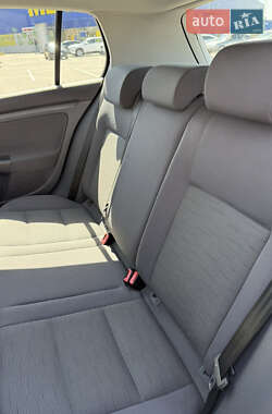 Хетчбек Volkswagen Golf 2007 в 