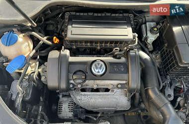 Хетчбек Volkswagen Golf 2007 в 