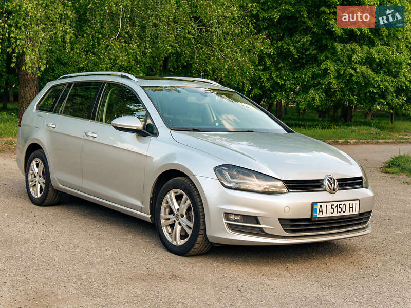 Універсал Volkswagen Golf 2015 в Києві