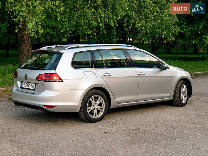 Універсал Volkswagen Golf 2015 в Києві