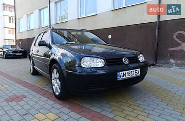 Універсал Volkswagen Golf 2004 в Звягелі