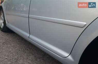 Хэтчбек Volkswagen Golf 1998 в 