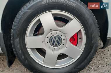 Хэтчбек Volkswagen Golf 1998 в 