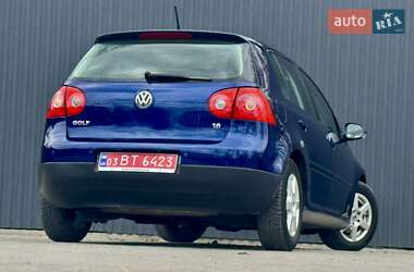 Хэтчбек Volkswagen Golf 2006 в 