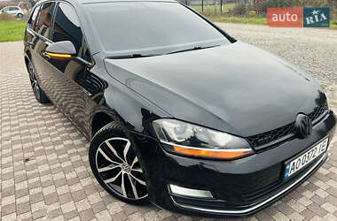 Універсал Volkswagen Golf 2015 в Мукачевому