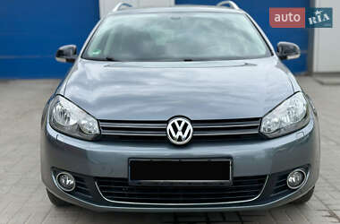 Універсал Volkswagen Golf 2012 в 