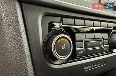 Універсал Volkswagen Golf 2012 в 